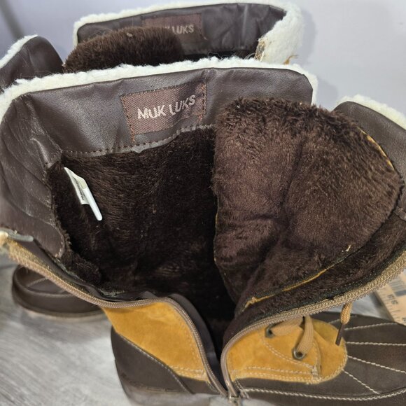 VTG MukLuks Snow Boots Womens Sz 8M Faux Suede Block Heel Lug Sole Winter Zip - Picture 9 of 9